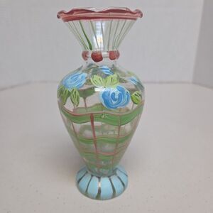 Tracy Porter Hand Painted blown Glass Vase Floral Design Ruffled Top 6.5”